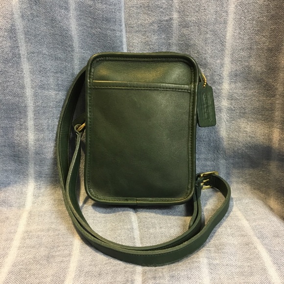 Coach Handbags - Coach Vintage Bottle Green Kit Bag